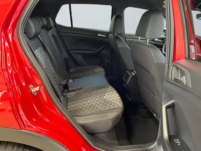 Volkswagen T-Cross view 11
