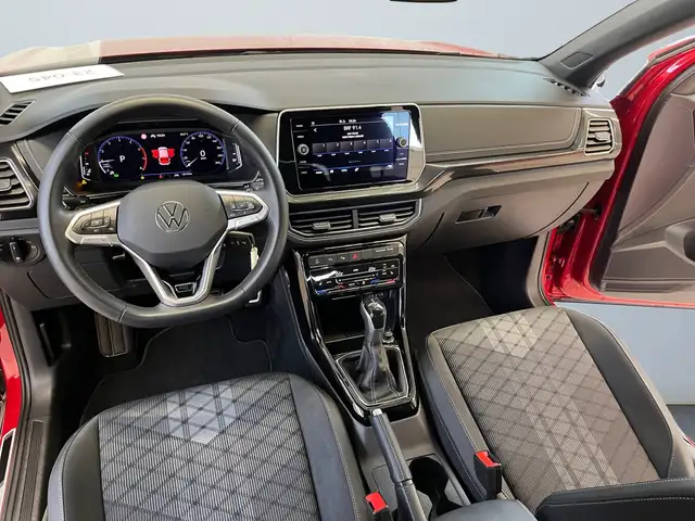 Volkswagen T-Cross view 8