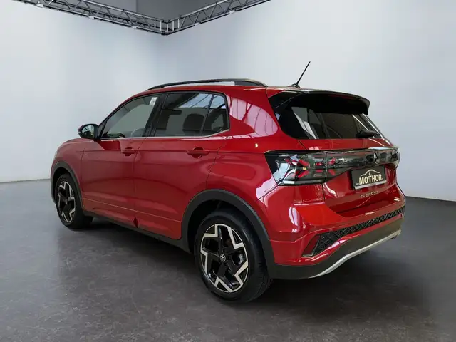 Volkswagen T-Cross view 4