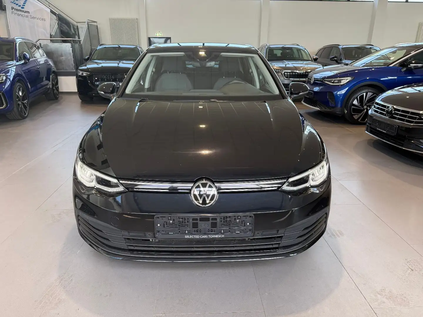 Volkswagen Golf VIII Life 2.0 TDI DSG AID/ACC/LED/NAV/ALU Nero - 2