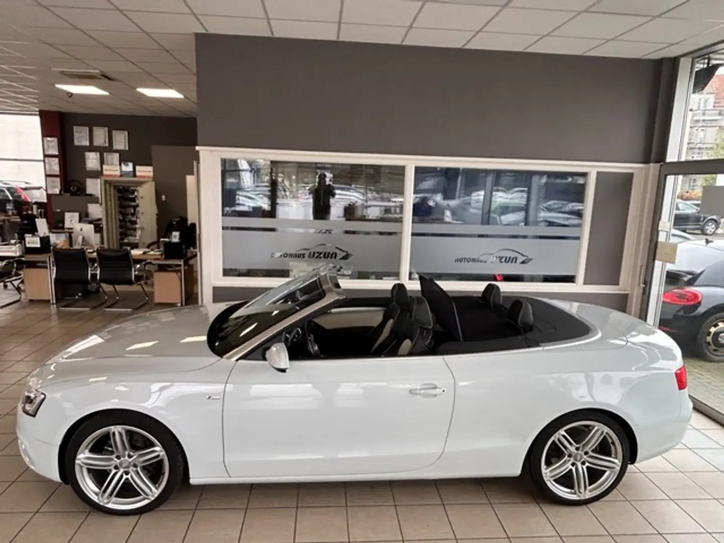 Audi A5 Cabriolet quattro S-Line 2.0 Auto Leder B&O Weiß - 2