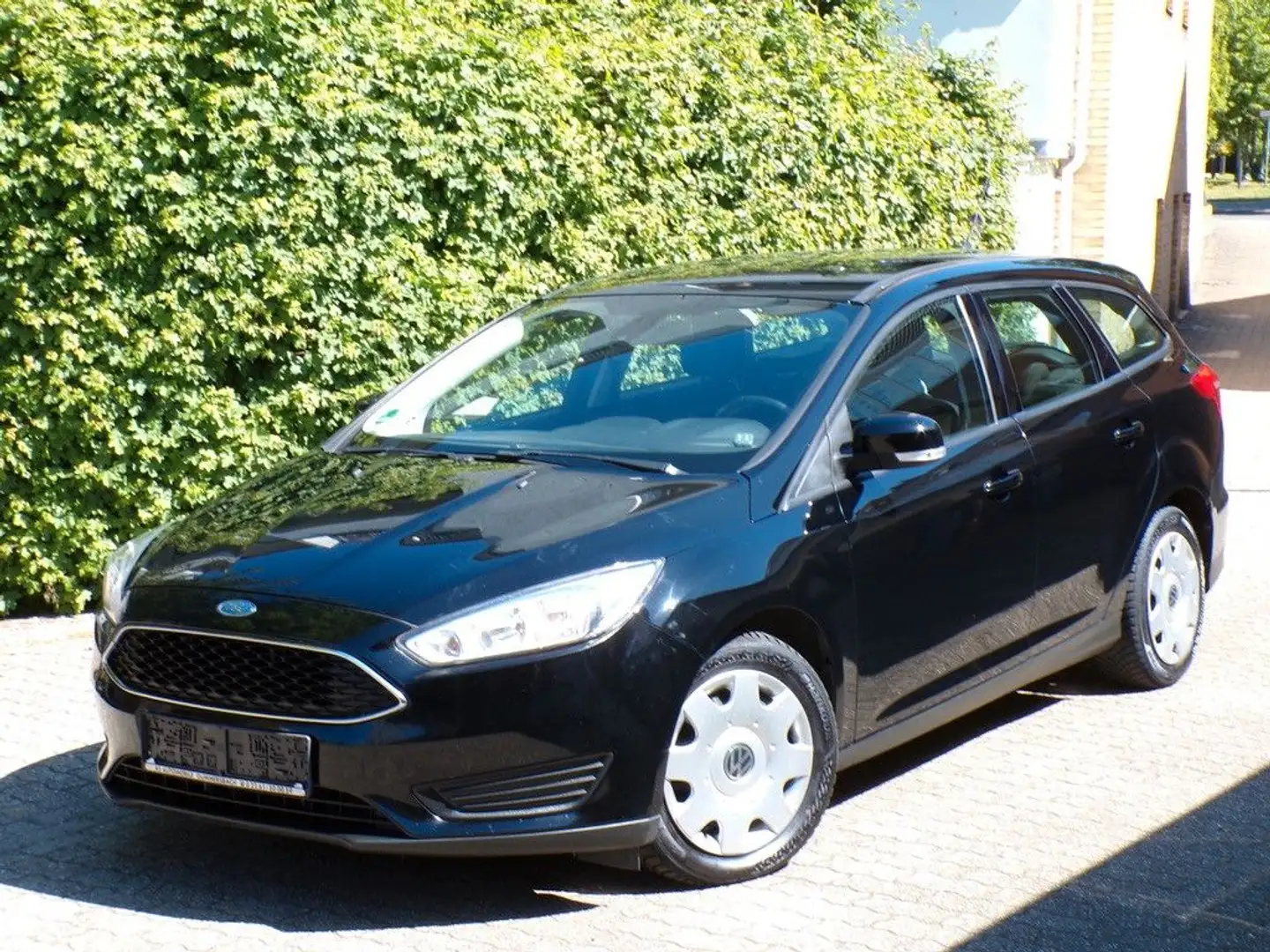 Ford Focus Trend 1.5 TDCi/Klima/Multi./Temp./99mg Noir - 1