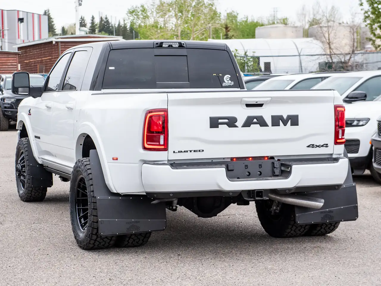 RAM 3500 снимка RAM 3500