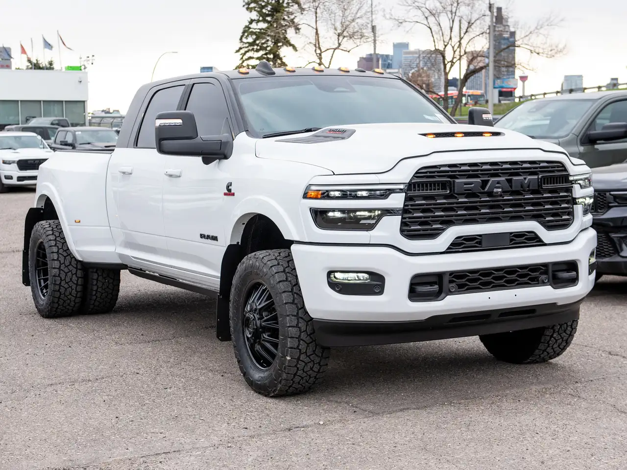 RAM 3500 снимка RAM 3500