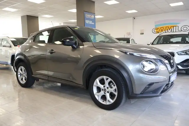 Nissan Juke 1.0 DIG-T Acenta 4x2 117