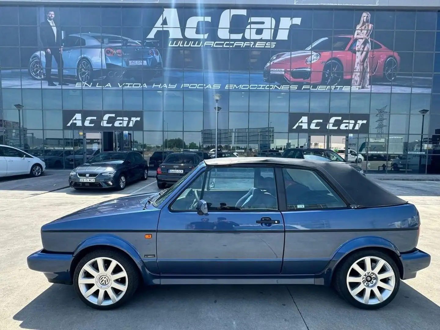 Volkswagen Golf 1.4 CL Azul - 1