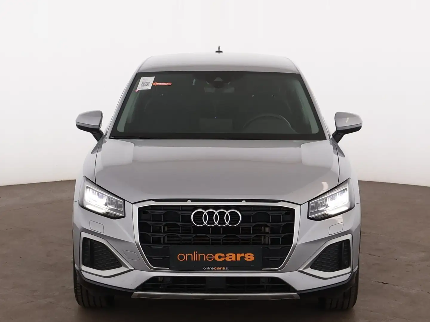 Audi Q2 30 TDI advanced LED AHK RADAR NAVI R-CAM Grau - 2