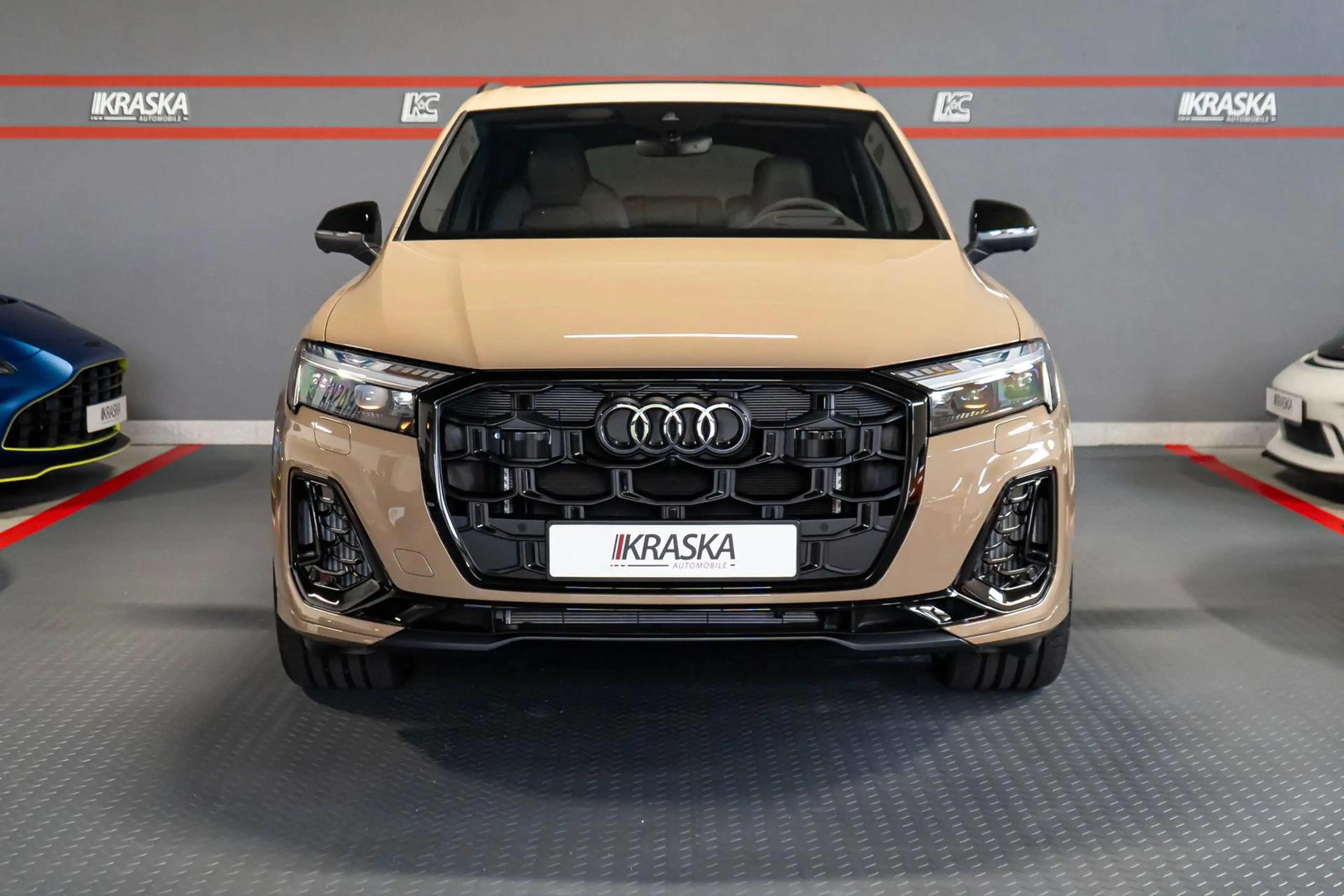 Audi SQ7 4.0 TFSI quattro PANO B&O STHZ Facelift ABT — photo 4