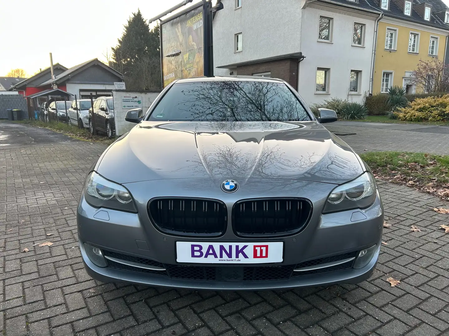 BMW 530 TÜV Neu/ Finanzierung/ Scheckheftgepflegt Grau - 1