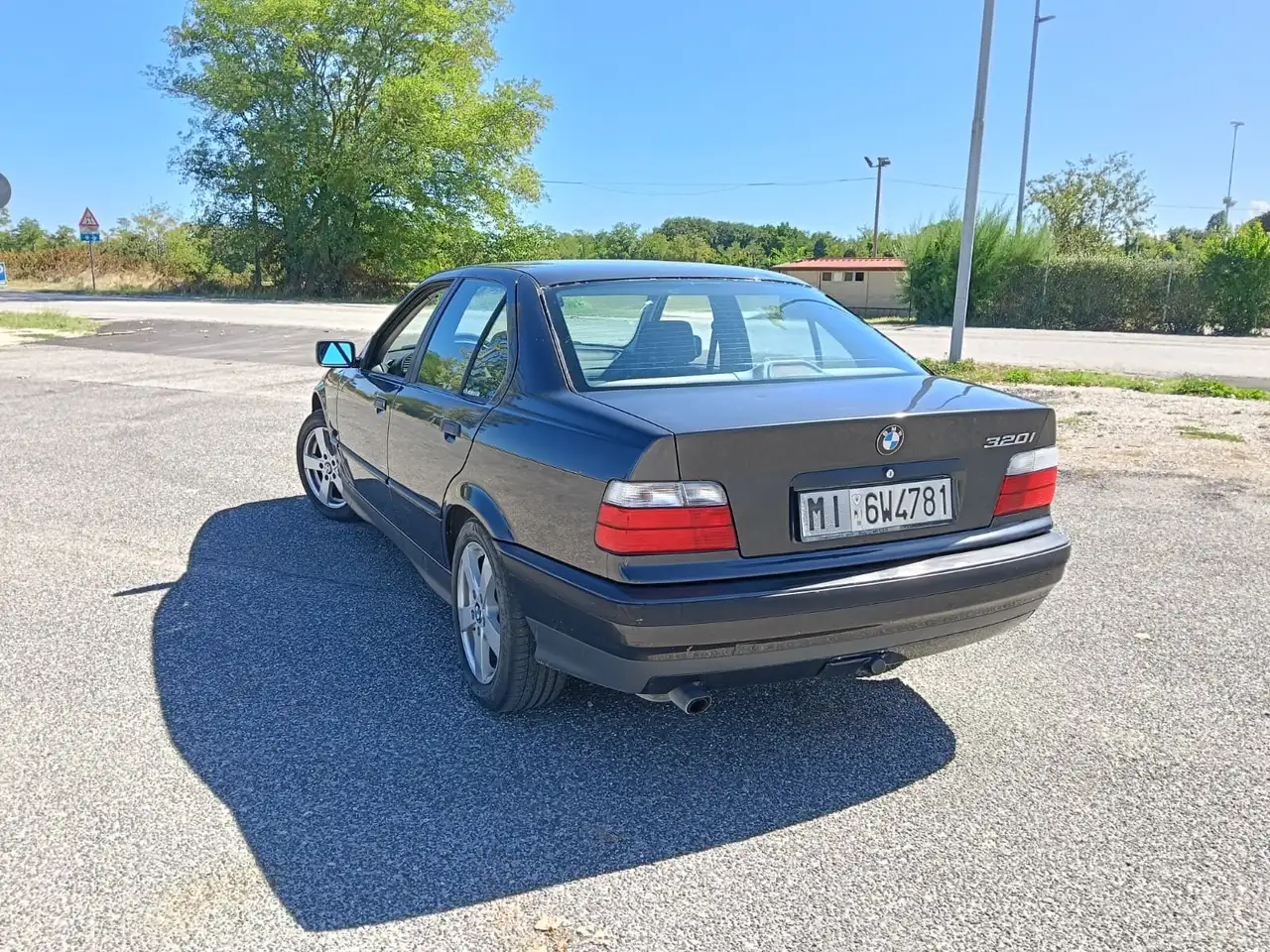 BMW 320i c/abs cat., foto 2