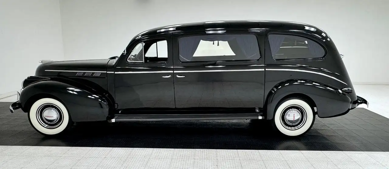 Pontiac Silver Streak Superior Hearse, foto 2