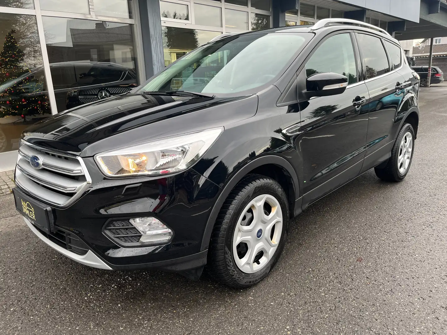 Ford Kuga Trend*SITZHZG*PICKERL 05/2026 Schwarz - 1