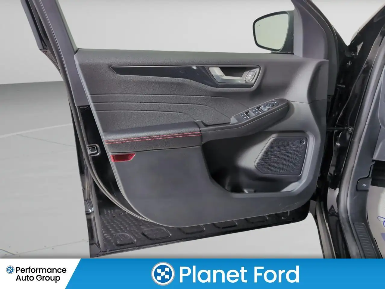 Ford Escape снимка Ford Escape