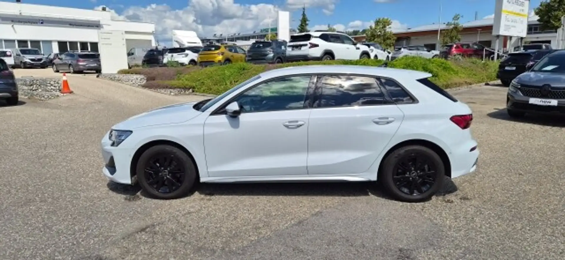 Audi A3 SB 30 TDI Weiß - 2
