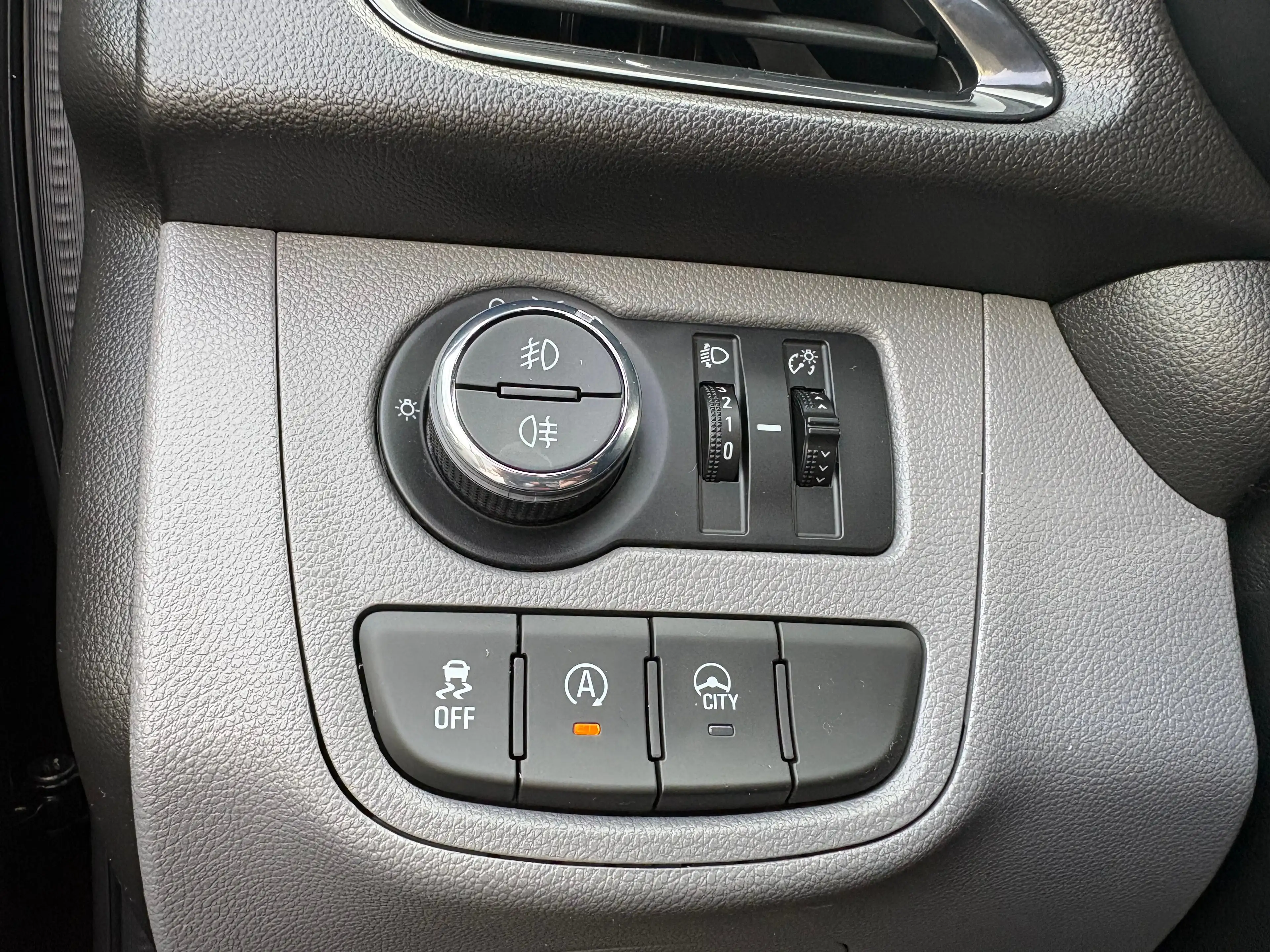 Opel Karl 1.0 75PK Innovation | VOORSTOELEN VERWARMD| CRUISE — photo 14