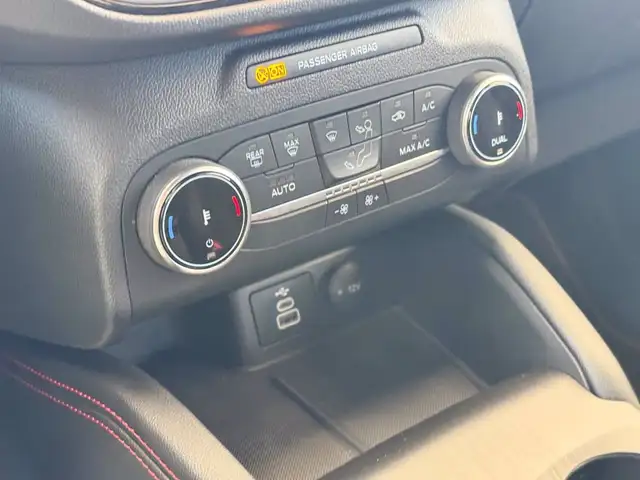 Ford Kuga view 25