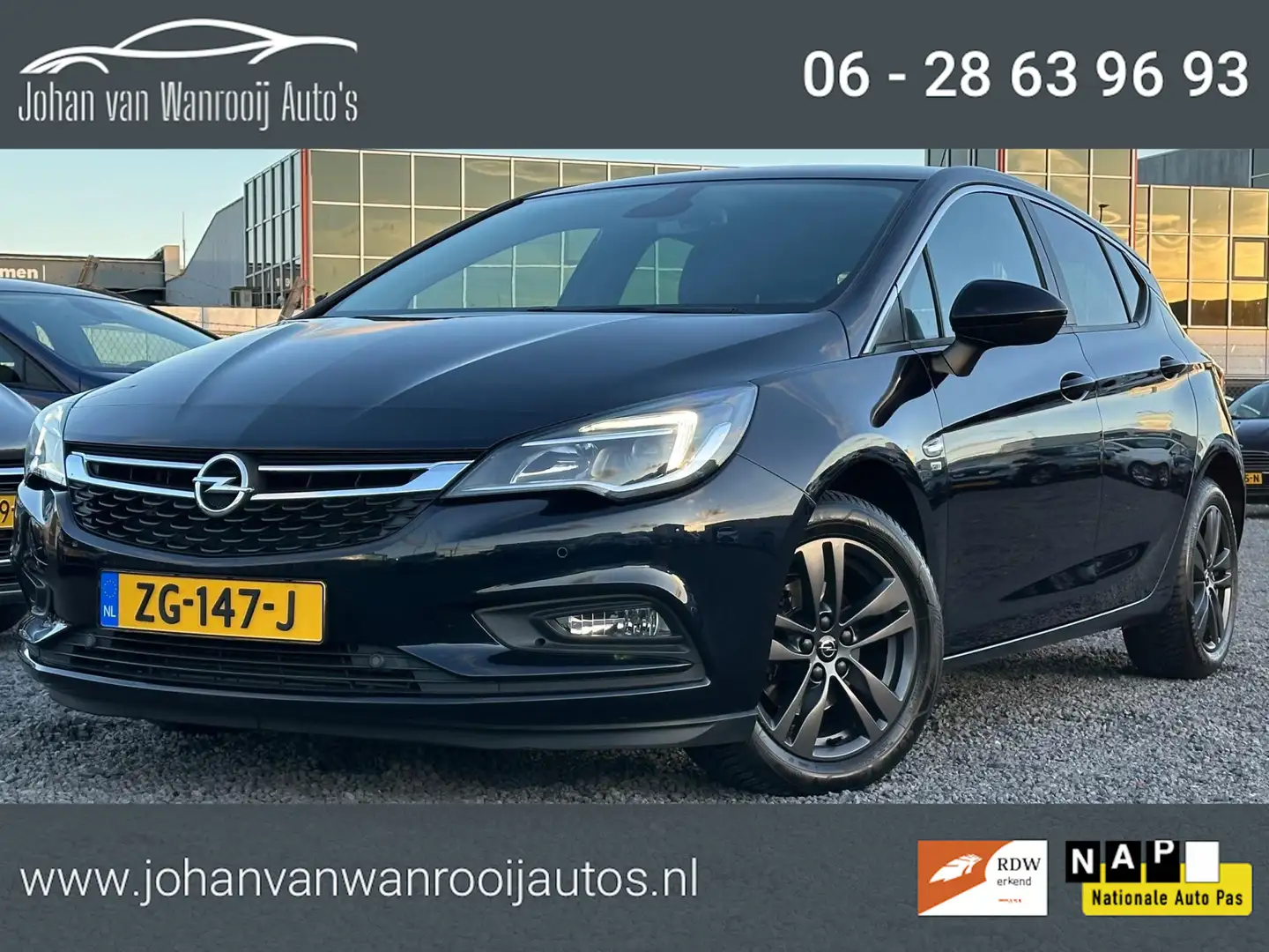 Opel Astra 1.4 Turbo 120 Jaar Edition/NAVI/NW APK Blauw - 1