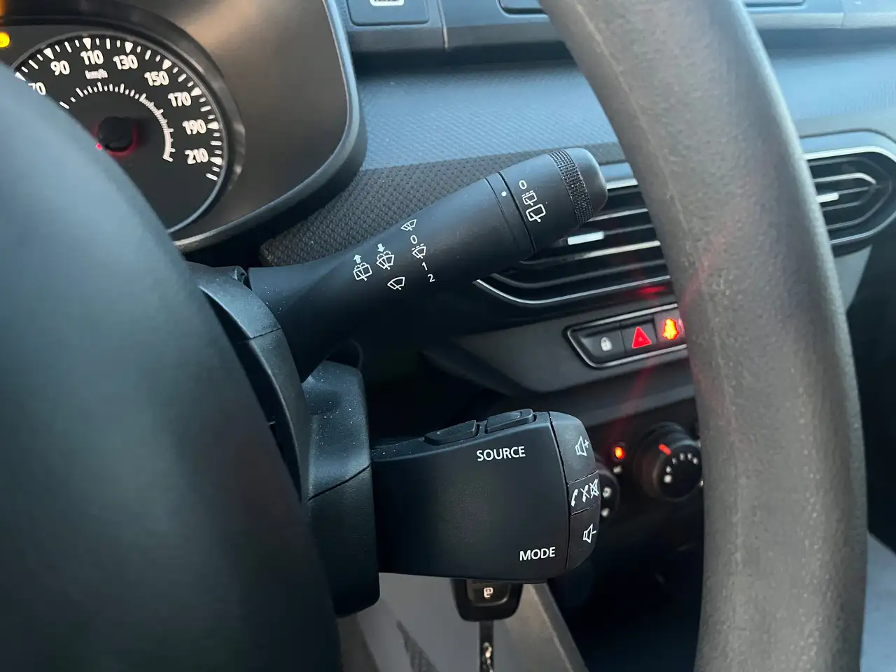 Dacia Jogger 1.0 TCe 2024 7 Zitplaatsen Radio/Bluetooth/Usb! 19
