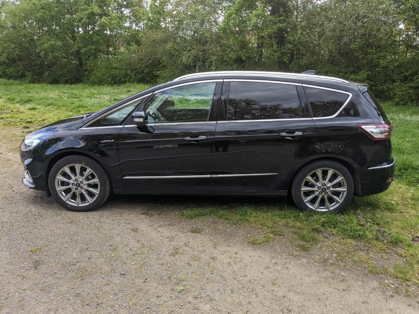 Ford S-Max S-Max Diesel 2.0 EcoBlue Bi-Turbo Aut. VIGNAL Zwart - 2