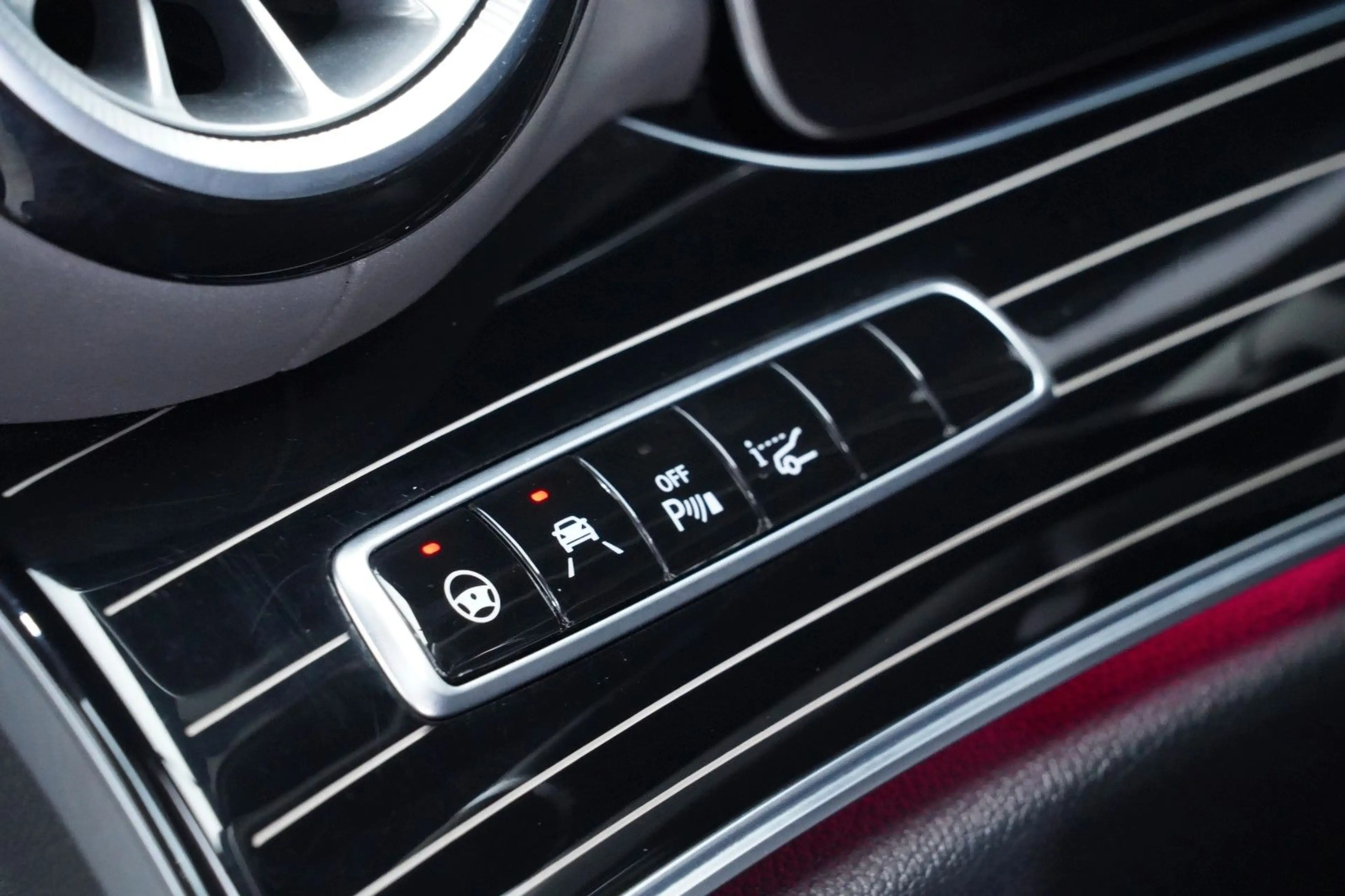 Mercedes-Benz E 400 d 4M Coupé AMG LED/BURM/AIR/4D-BURM/DESIGN — photo 14