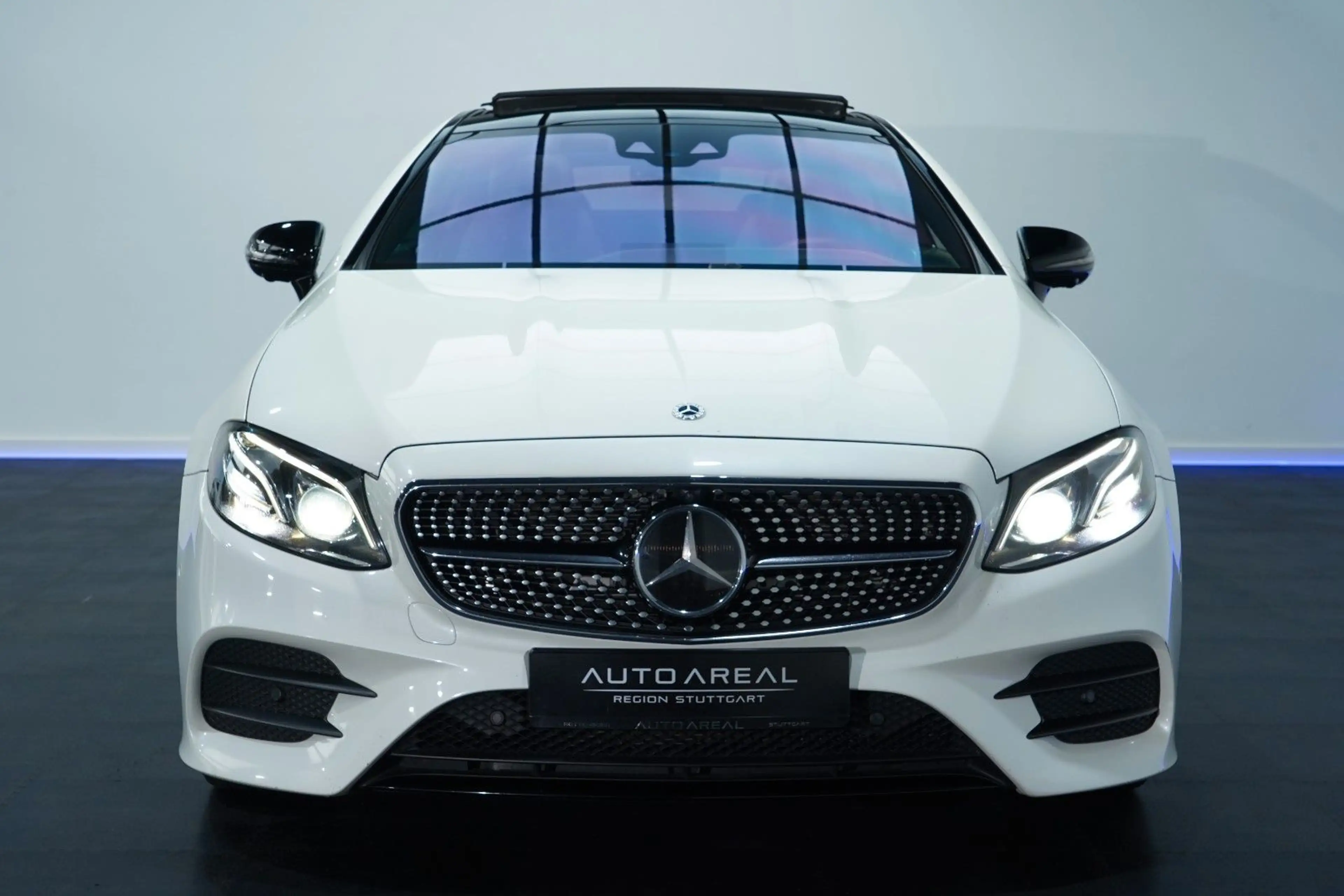 Mercedes-Benz E 400 d 4M Coupé AMG LED/BURM/AIR/4D-BURM/DESIGN — photo 4