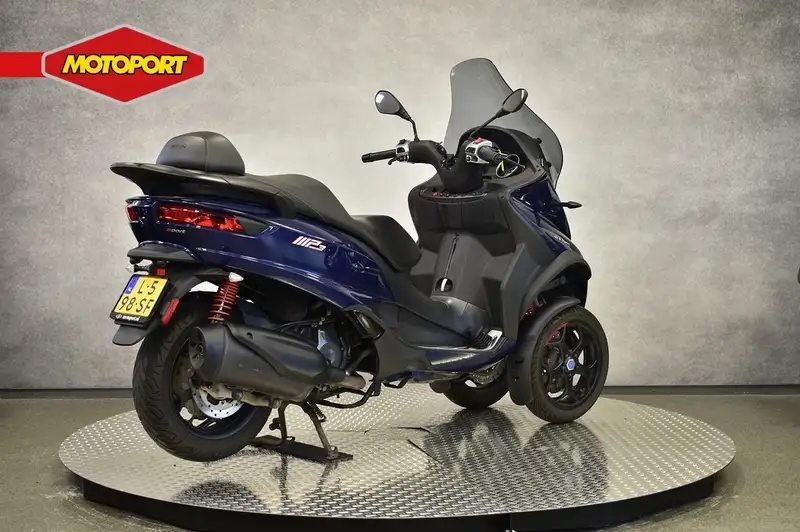 Piaggio MP3 400 - foto 8