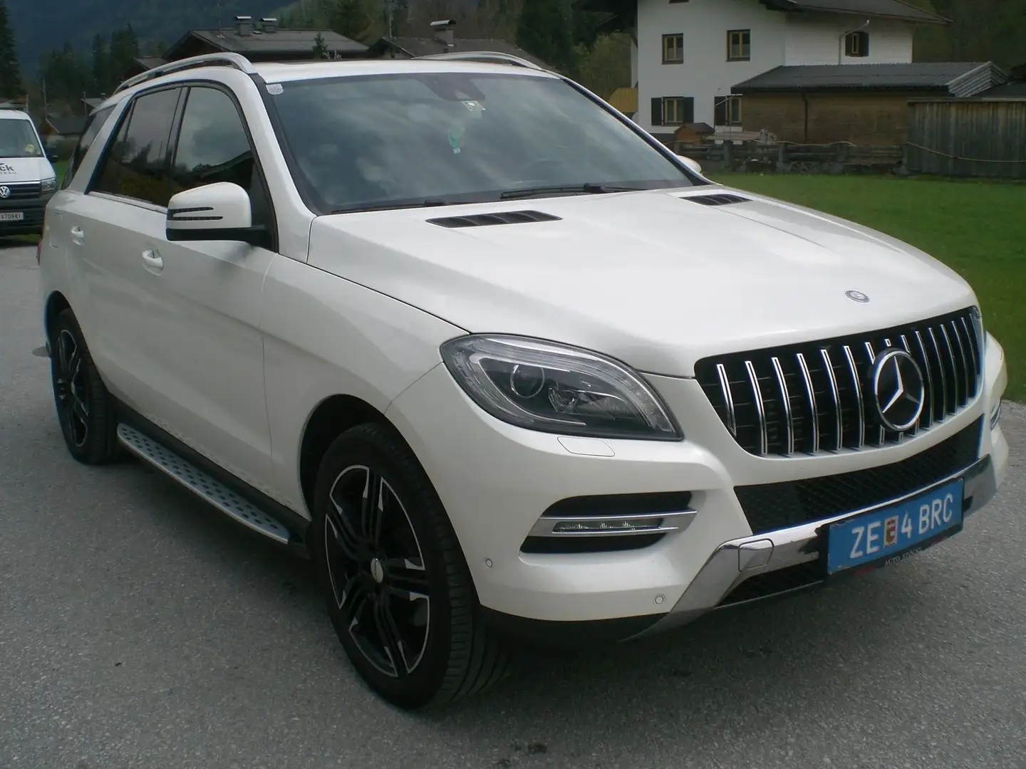 Mercedes-Benz ML 350 BlueTEC 4MATIC Aut. DPF Weiß - 2