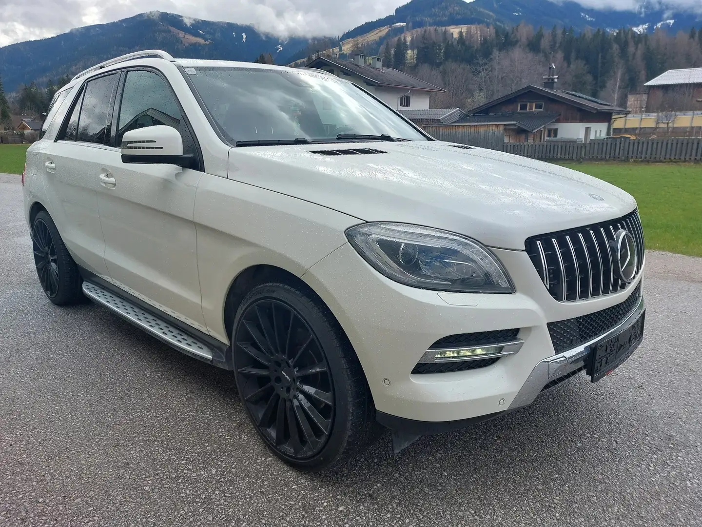 Mercedes-Benz ML 350 BlueTEC 4MATIC Aut. DPF Weiß - 1