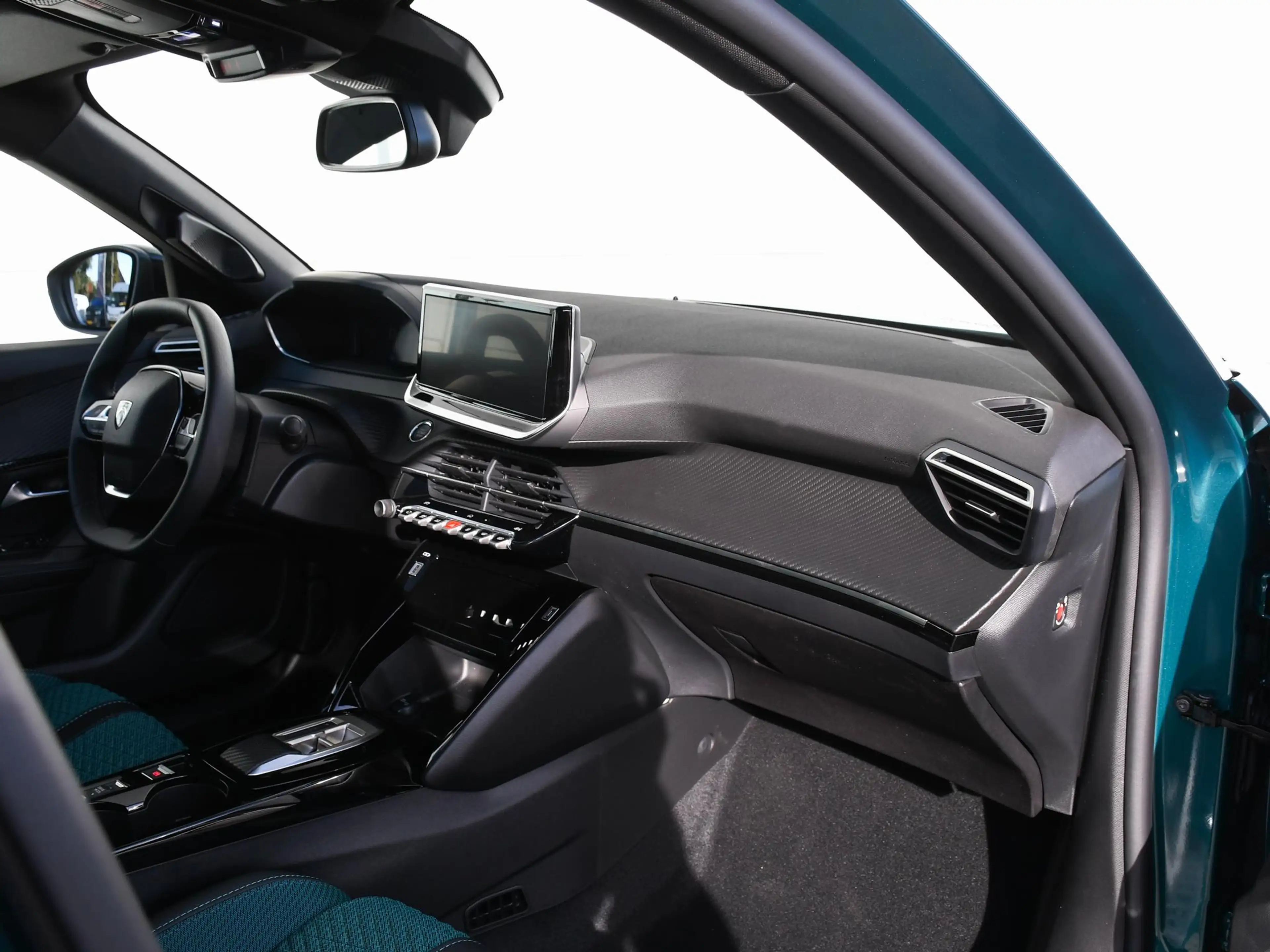 Peugeot 2008 Envy 1.2 Hybrid 145pk Automaat ADAPT. CC | CAMERA — photo 10