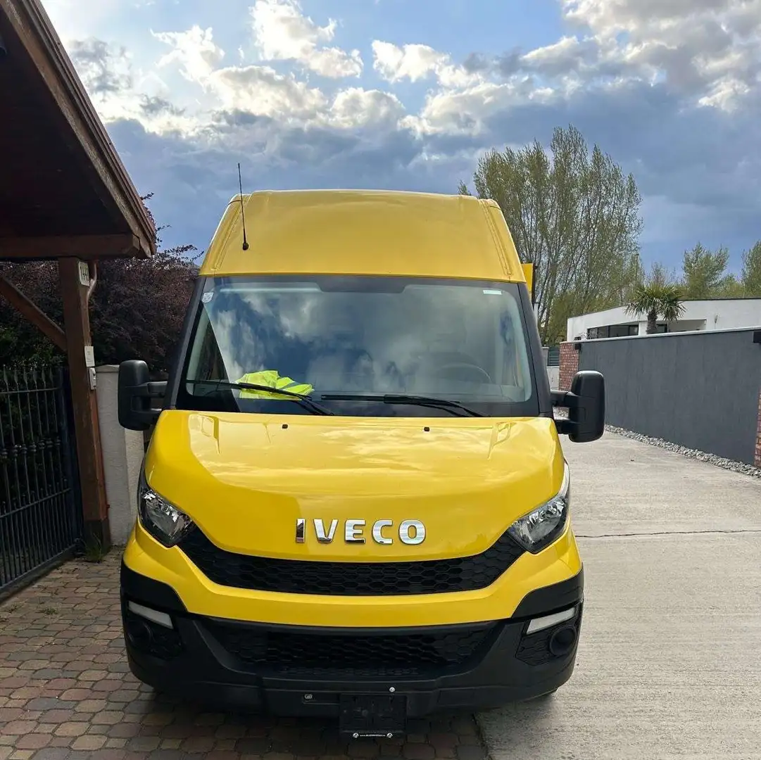 Iveco Daily 35S13 Jaune - 2