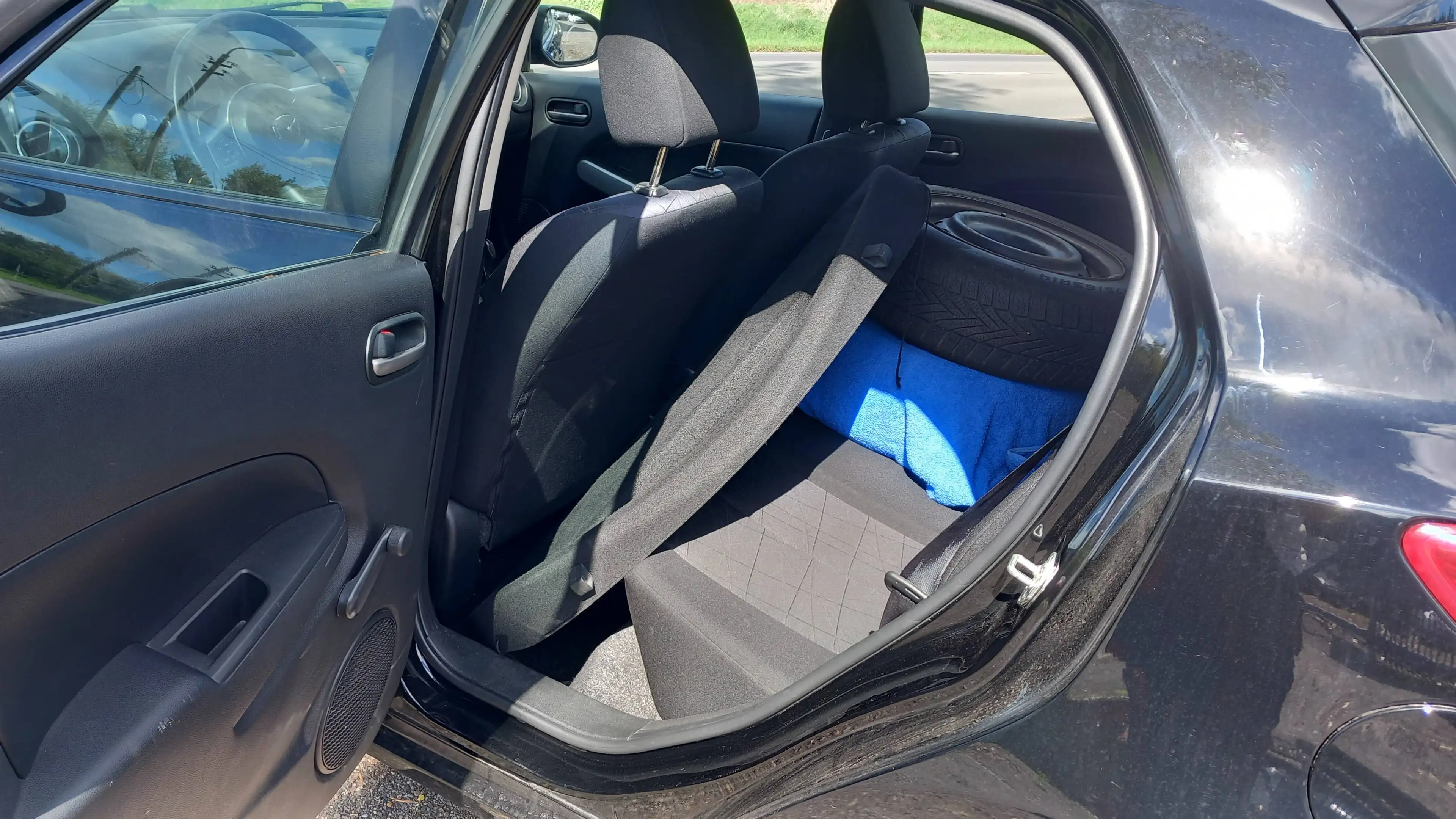 Mazda 2 2  5-Türer 1.5 MZR Activematik Center-Line — photo 11