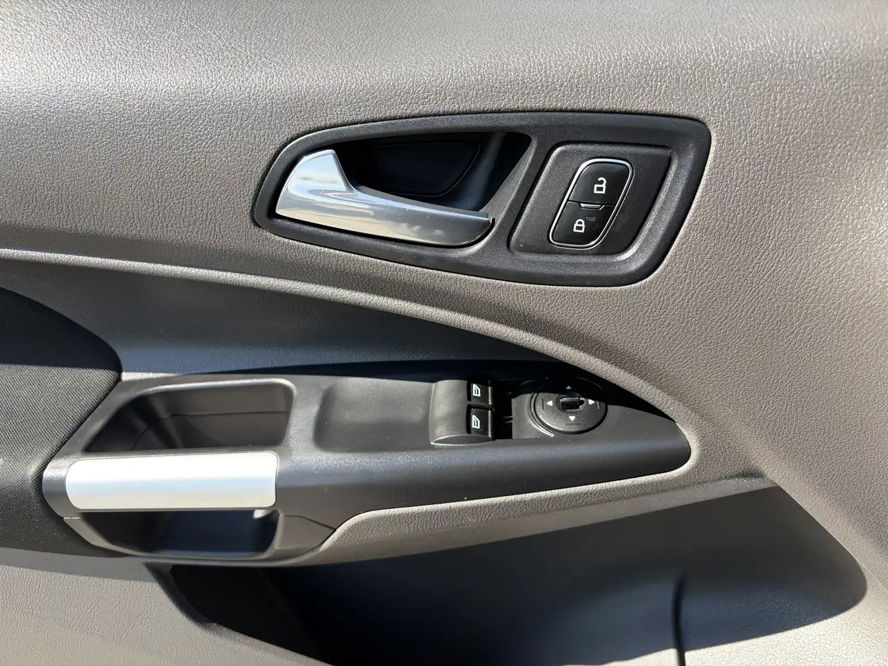 Ford Transit Connect photo Ford Transit Connect