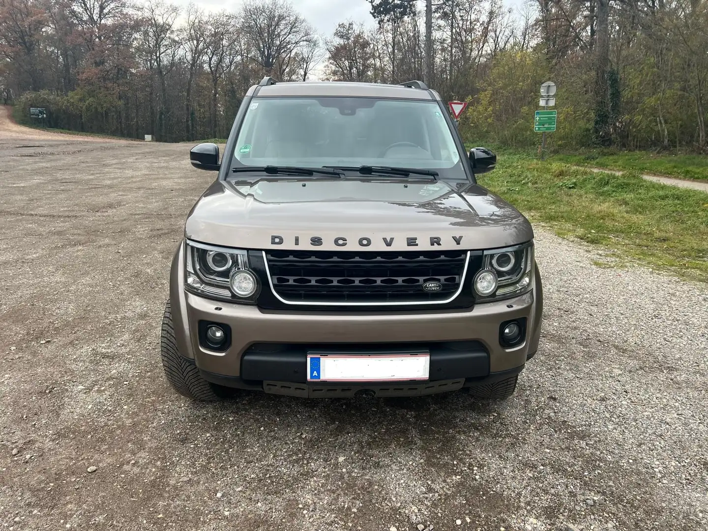 Land Rover Discovery Discovery 4 3,0 SDV6 HSE Aut. HSE Braun - 2