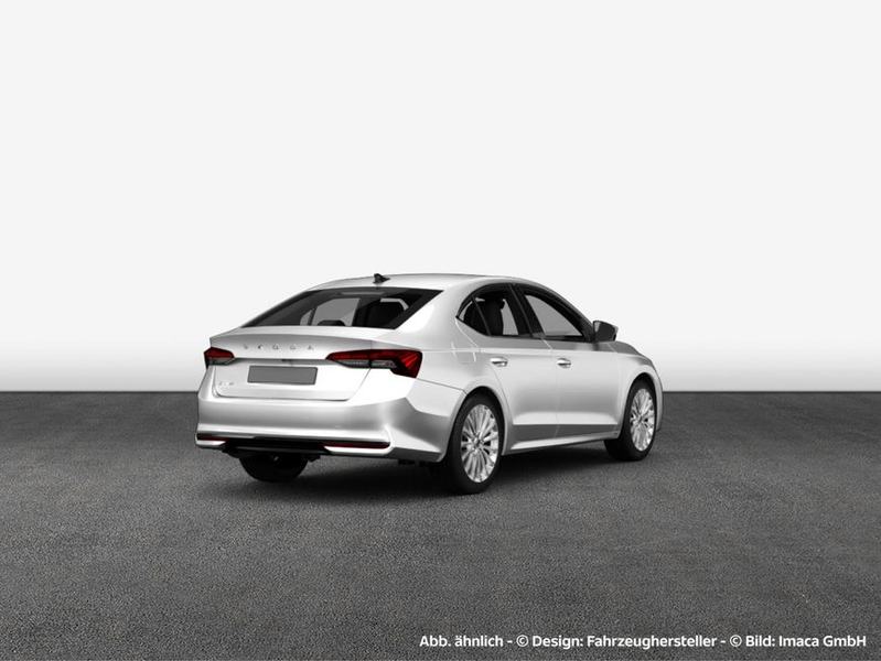 Skoda Octavia Combi 2.0 TDI DSG Tour — photo 2