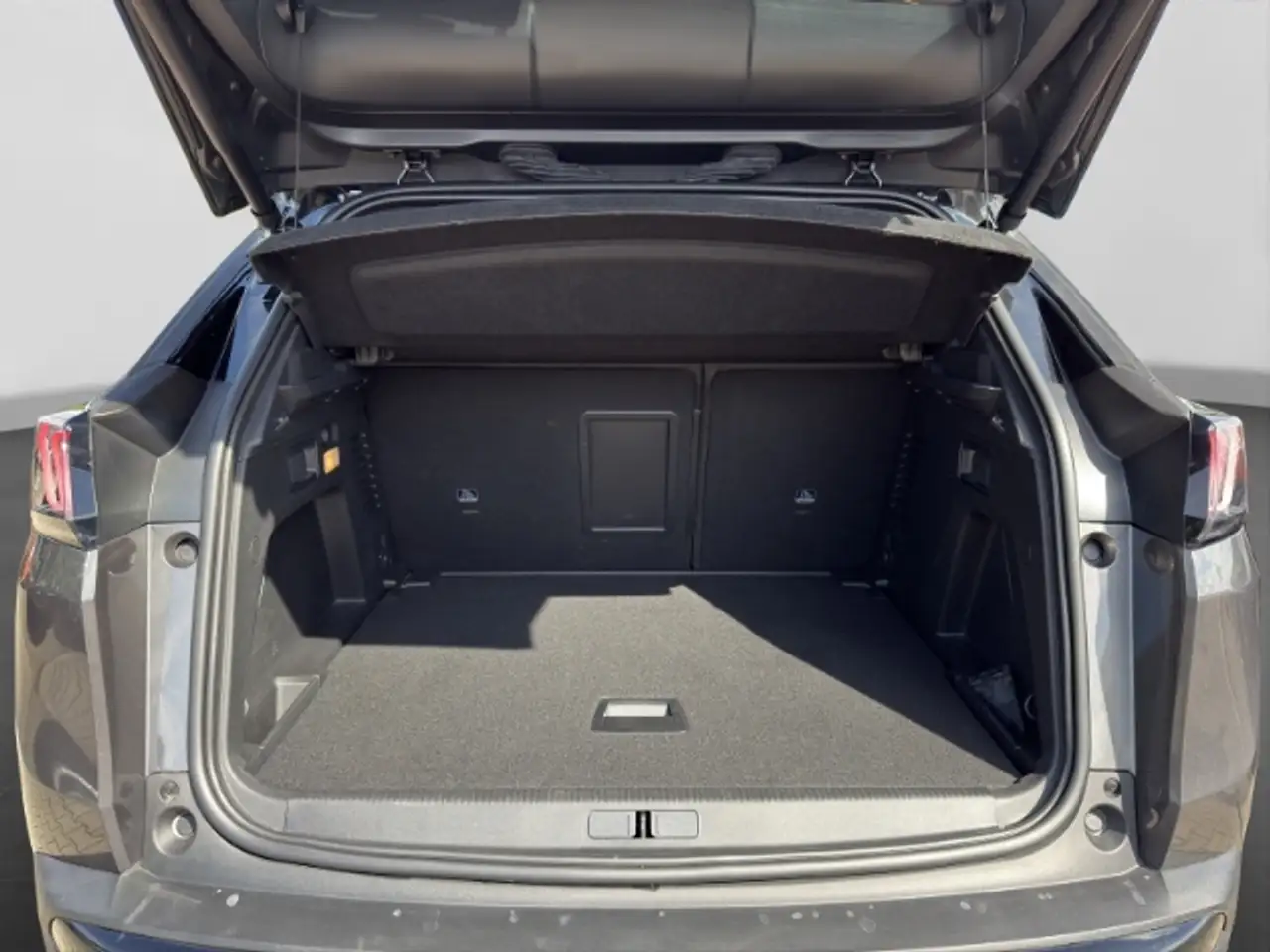 Peugeot 3008 GT 1.5 BlueHDi EAT8 +FOCAL+LED+360°CAM+CARPLAY+ 17