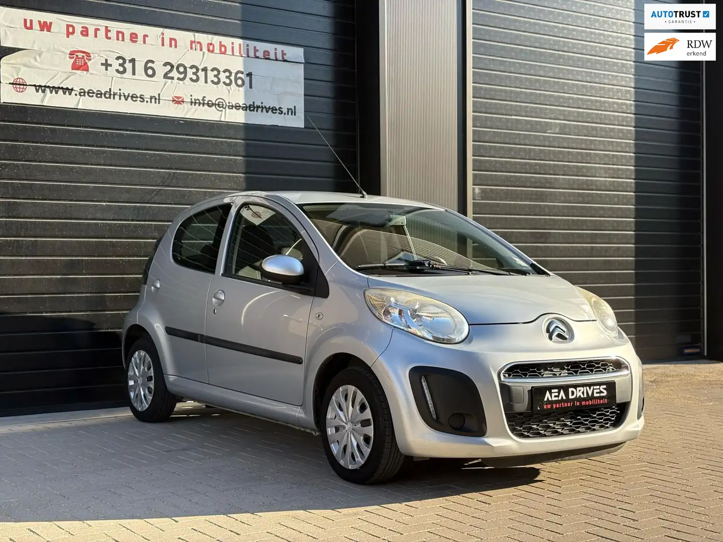 Citroen C1 1.0 Collection | 131.272 km NAP | Airco | Bluetoot Grijs - 1