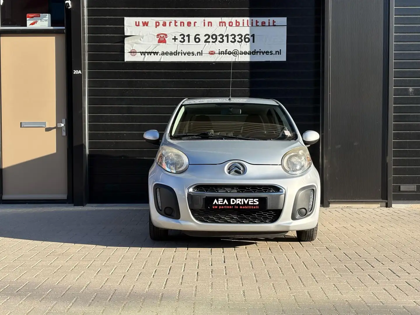 Citroen C1 1.0 Collection | 131.272 km NAP | Airco | Bluetoot Grijs - 2