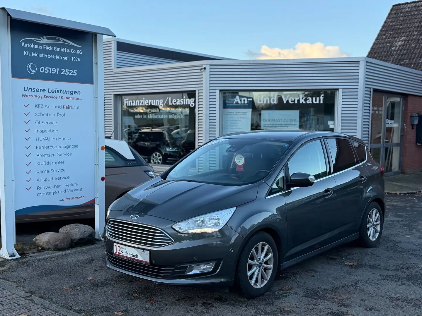 Ford C-Max C-MAX Titanium/Navi/Automatik/Keyless/ Gris - 1