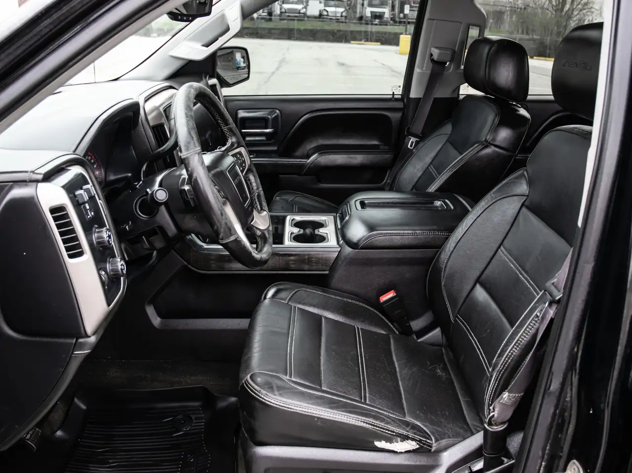 GMC Sierra 1500 снимка GMC Sierra 1500