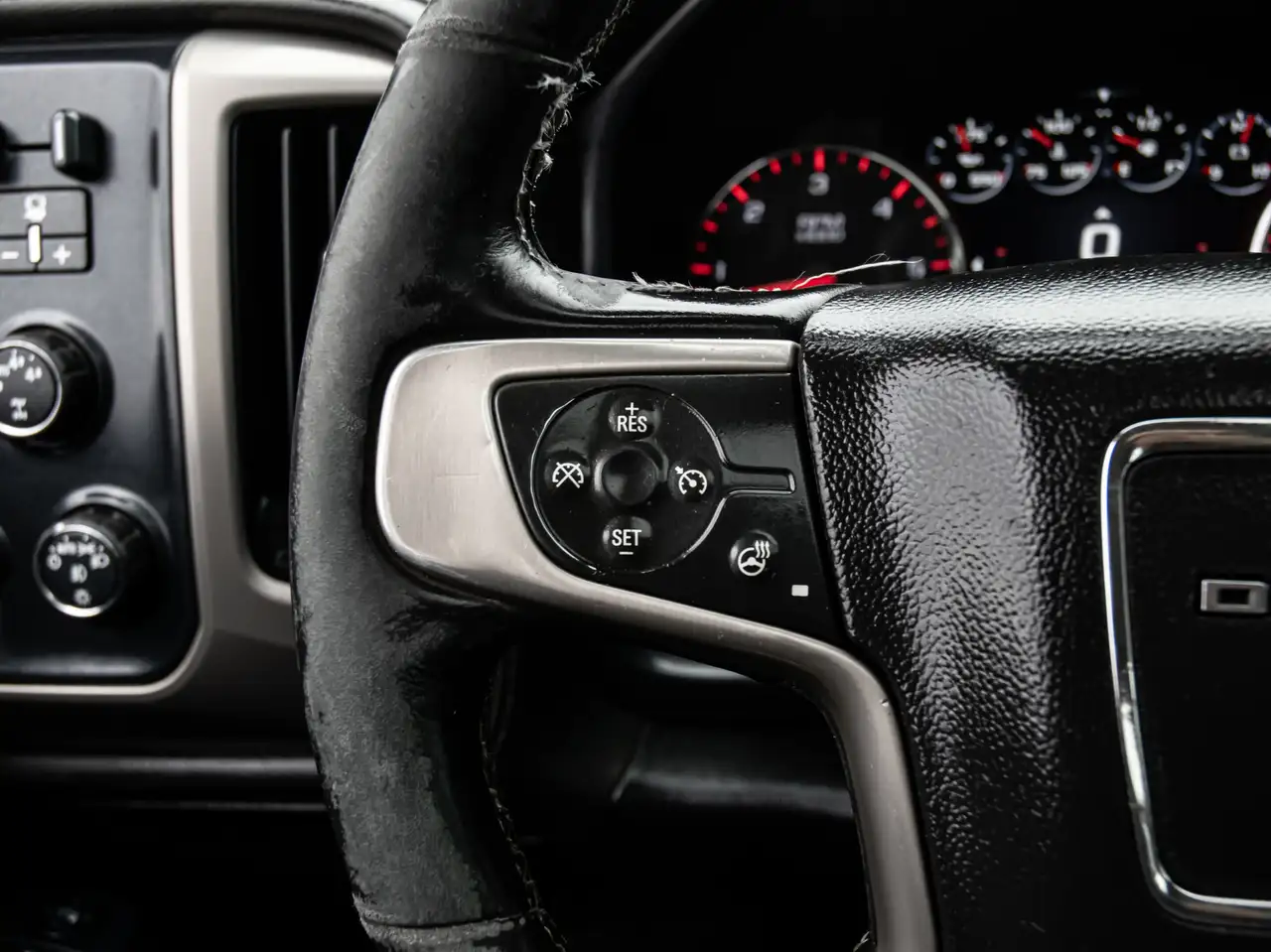 GMC Sierra 1500 снимка GMC Sierra 1500