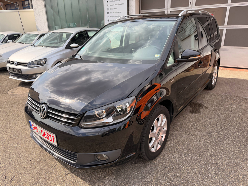 Volkswagen Touran 1,6 TDI Cup BMT DSG — photo 3