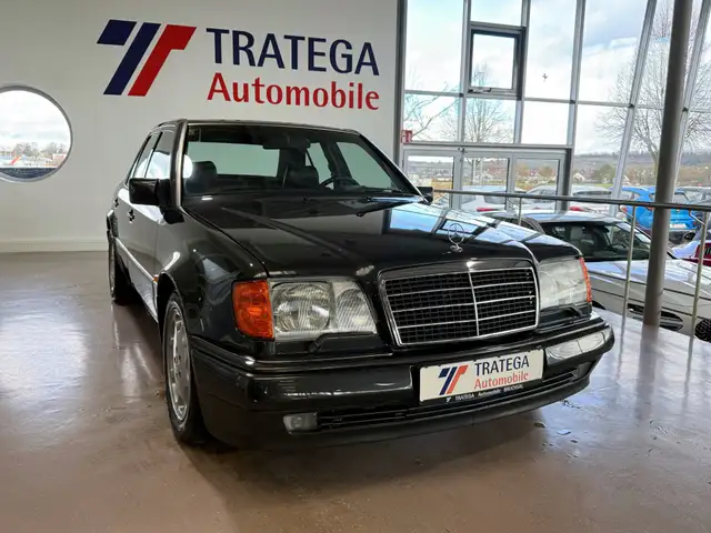 Mercedes-Benz E 500 500E (124.036)