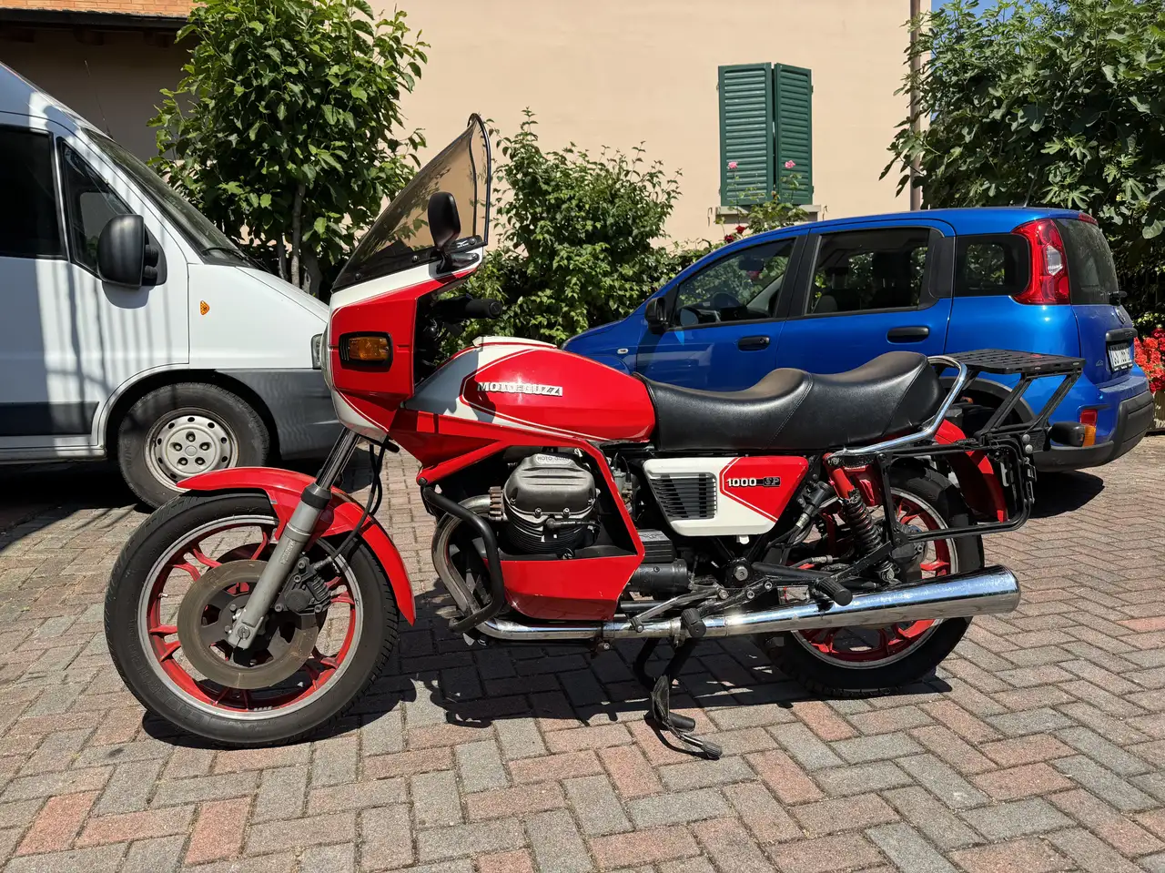 Moto Guzzi 1000 SP