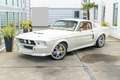 Ford Mustang ord Fastback Resto-Mod - thumbnail 2