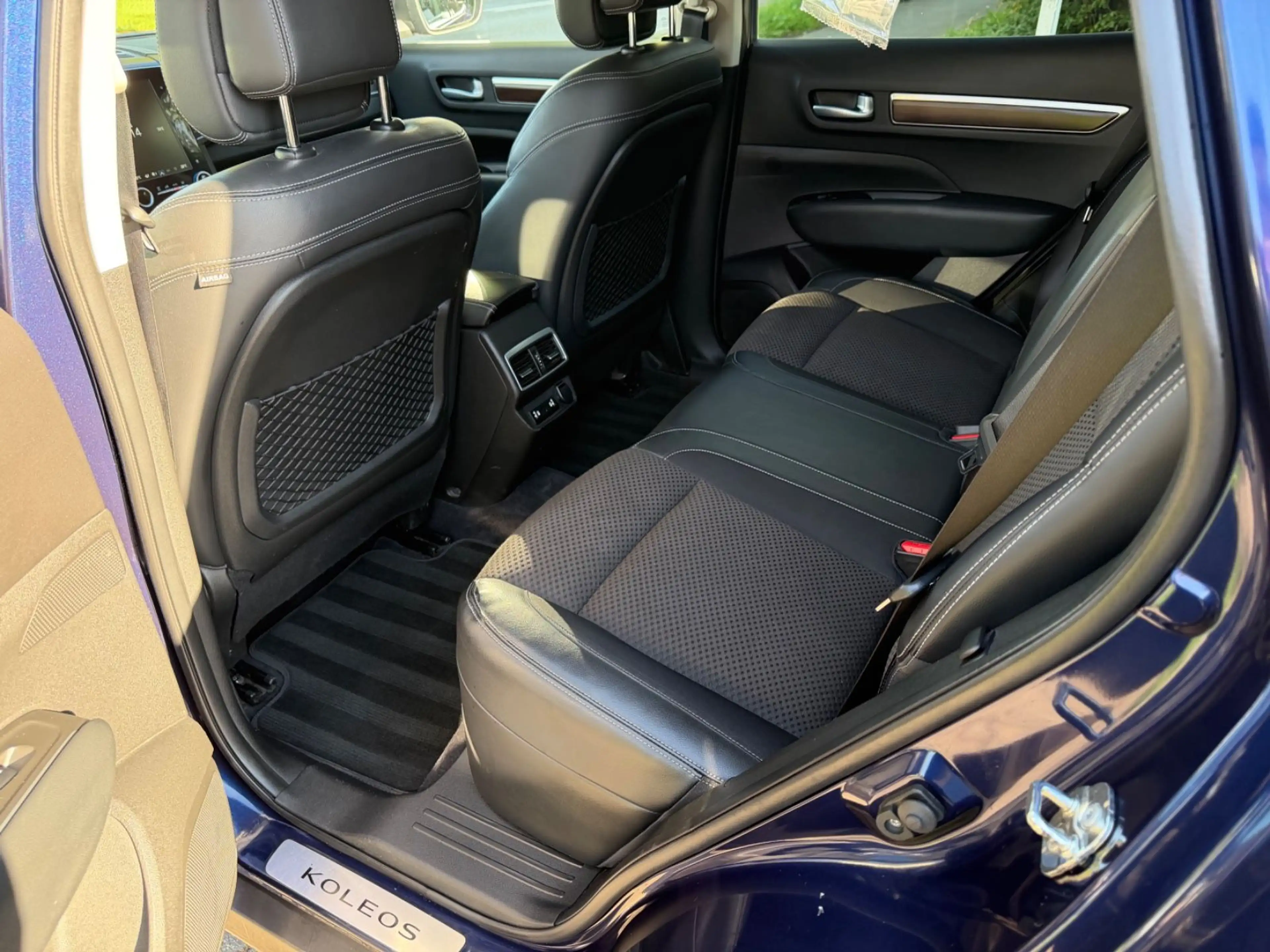 Renault Koleos 2.0 Intens 4x4 — photo 15