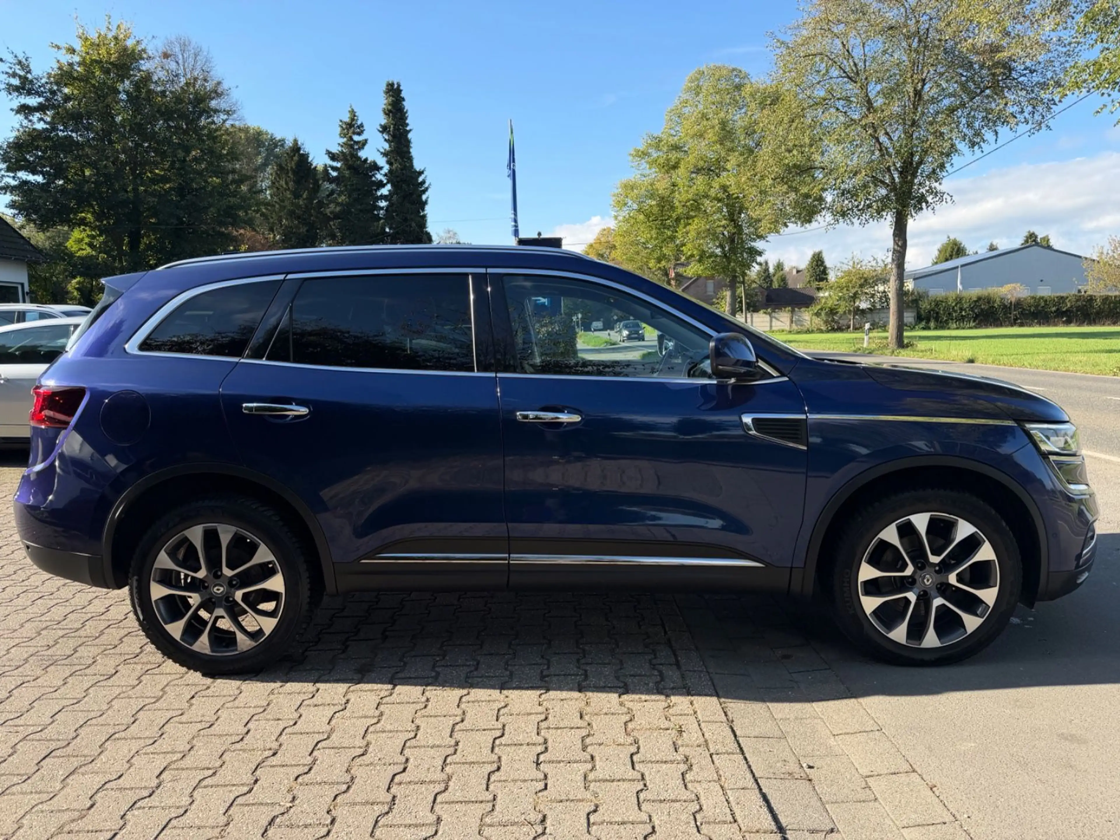 Renault Koleos 2.0 Intens 4x4 — photo 3