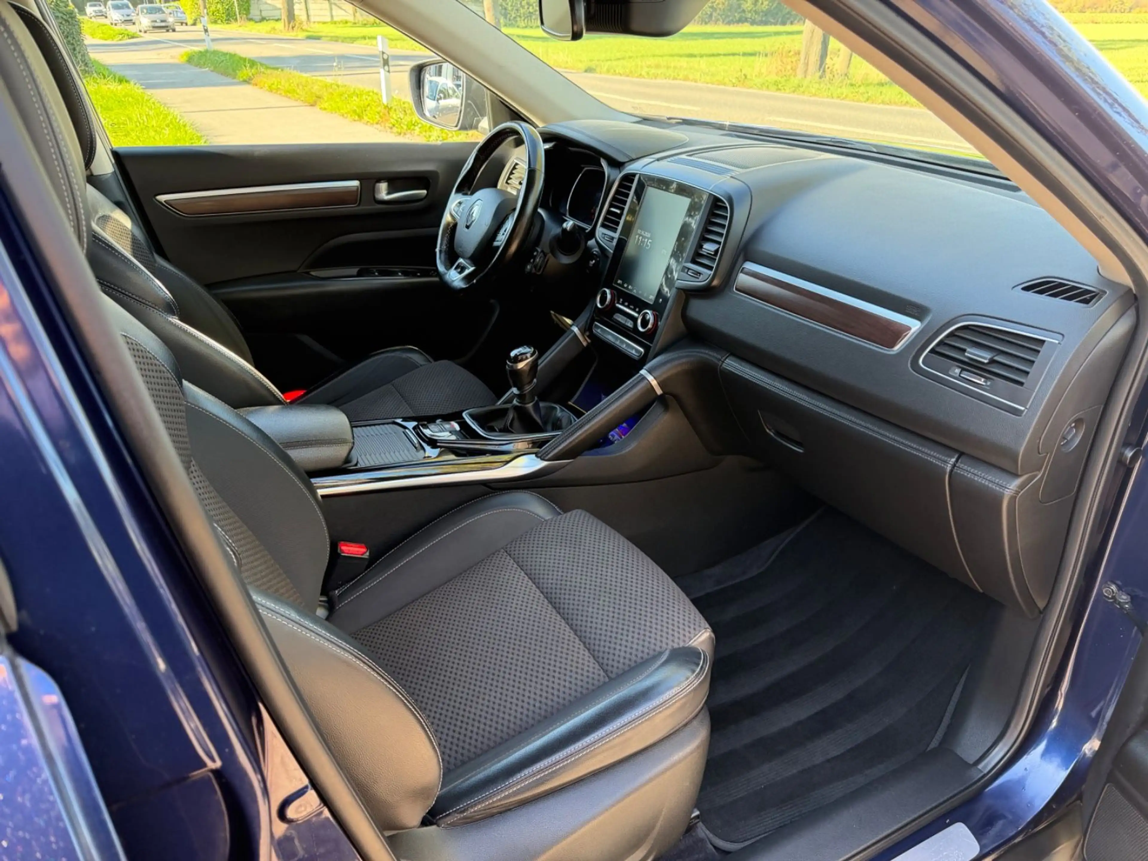 Renault Koleos 2.0 Intens 4x4 — photo 14