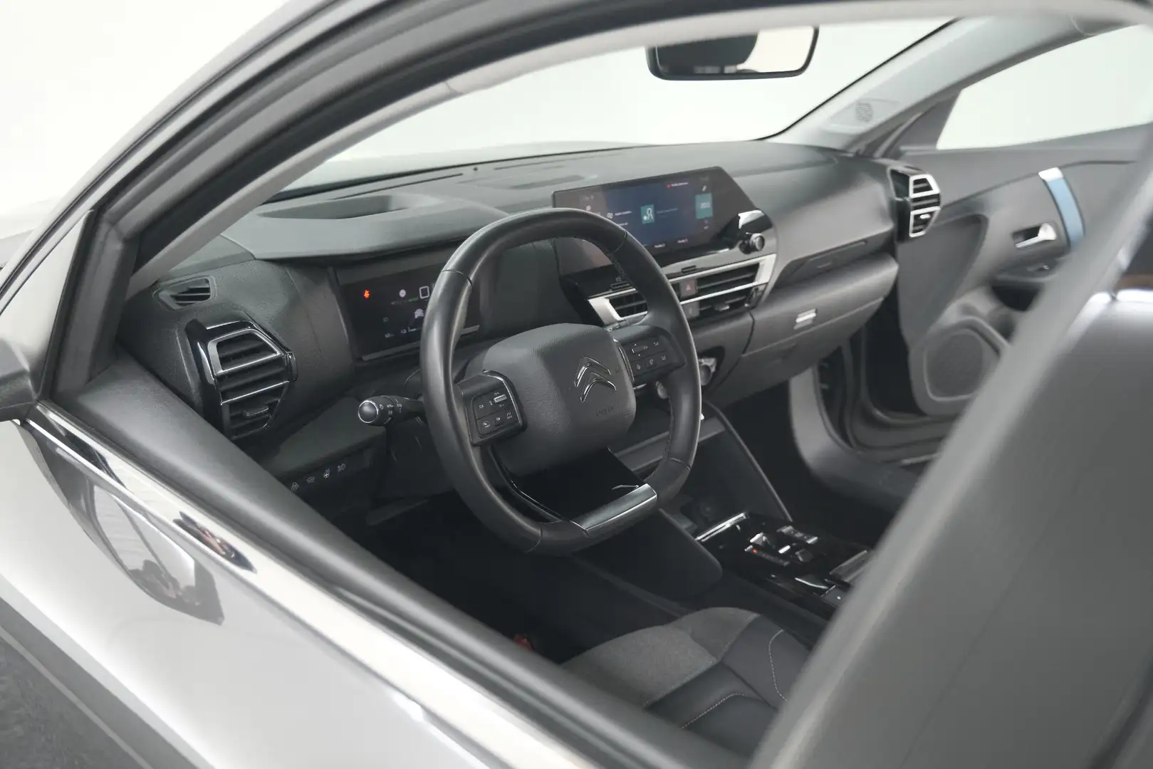 Citroen E-C4 Electric Shine 50 kWh | Camera | Pack Winter | Apple Carpla Grijs - 2