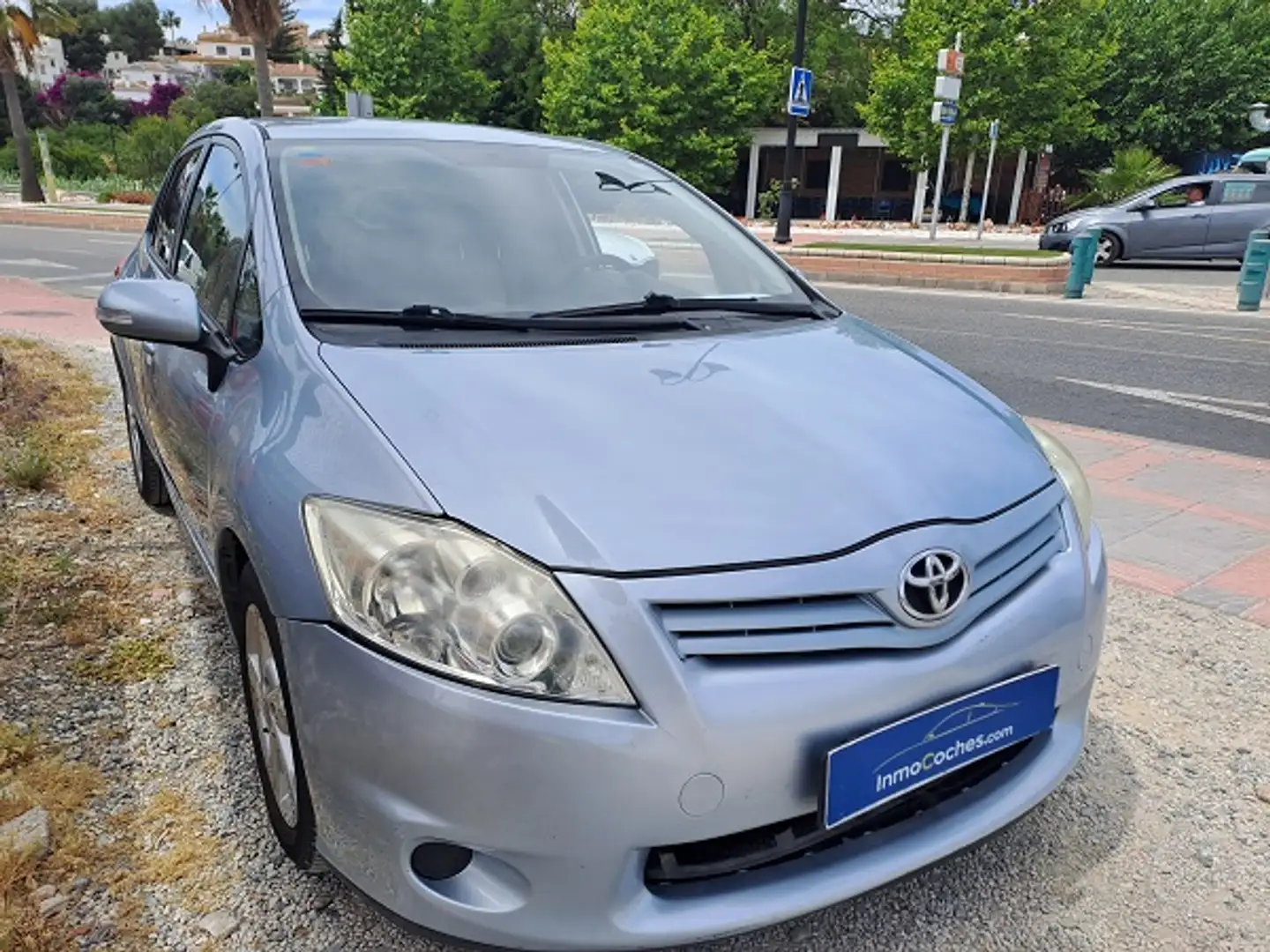 Toyota Auris 1.6 VVT-i Active Grijs - 1