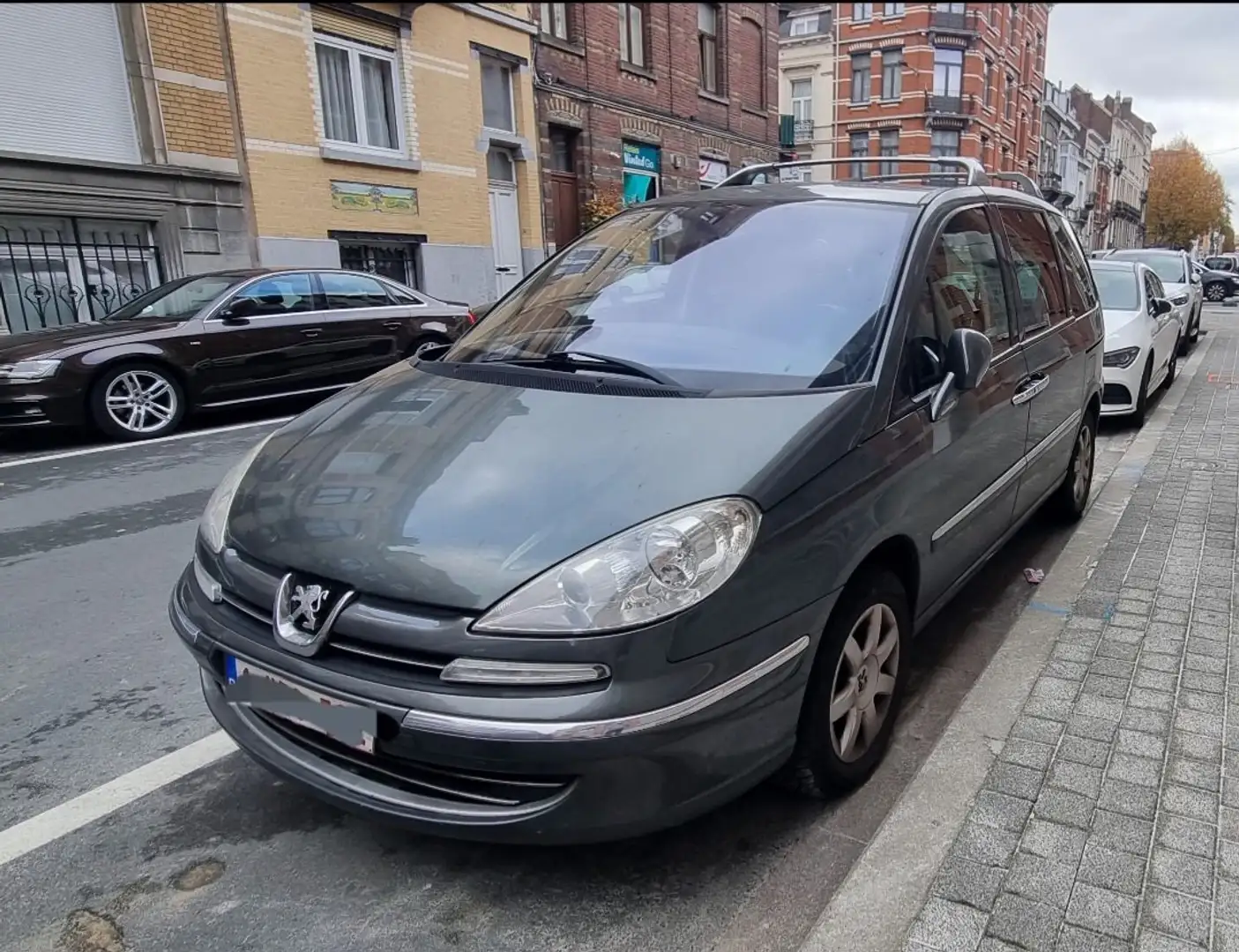 Peugeot 807 807 2.0 HDi SR Confort FAP Vert - 1